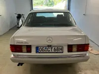 Gebraucht Mercedes 300 180 PS (132 kW) 1988 Weiß Limousine
