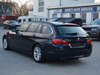 Gebraucht BMW 520 Sport Line 184 PS (135 kW) 2012 Blau Kombi