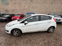 Gebraucht Ford Fiesta Titanium 101 PS (74 kW) 2014 Weiß Kleinwagen