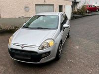 Gebraucht Fiat Punto 65 PS (47 kW) 2010 Grau Kleinwagen