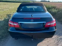 Gebraucht Mercedes E200 185 PS (136 kW) 2010 Schwarz Cabrio