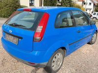 Gebraucht Ford Fiesta 60 PS (44 kW) 2003 Blau Kleinwagen