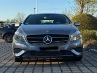 Gebraucht Mercedes A180 122 PS (89 kW) 2014 Grau Kleinwagen