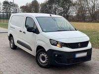 Gebraucht Peugeot Partner 131 PS (96 kW) 2019 Weiß Van / Kleinbus