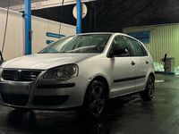 Gebraucht VW Polo 75 PS (55 kW) 2006 Grau Kleinwagen