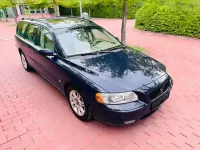 Używany Volvo V70 185 KM (136 kW) 2006 Niebieski Kombi