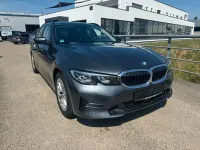 Gebraucht BMW 320 Advantage 190 PS (139 kW) 2021 Grau Kombi