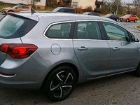 gebraucht Opel Astra sports tourer diesel 2.0 Automatik A1