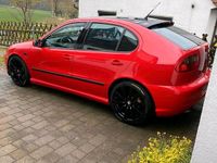 Gebraucht Seat Leon 180 PS (132 kW) 2000 Rot Kleinwagen