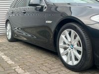 Gebraucht BMW 525 204 PS (150 kW) 2010 Schwarz Kombi