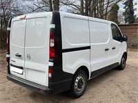 Gebraucht Opel Vivaro 121 PS (88 kW) 2019 Weiß Van / Kleinbus