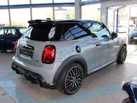 Gebraucht Mini John Cooper Works 231 PS (169 kW) 2021 Moonwalk grey (metallic) Kleinwagen