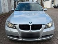 Gebraucht BMW 320 177 PS (130 kW) 2008 Silber Kombi
