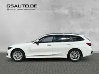 Gebraucht BMW 330e Sport Line 292 PS (214 kW) 2021 Alpinweiss iii (weiss) Kombi