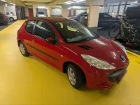 Gebraucht Peugeot 206+ 75 PS (55 kW) 2009 Rot Kleinwagen