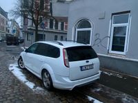 Gebraucht Ford Focus 200 PS (147 kW) 2009 Weiß Kombi