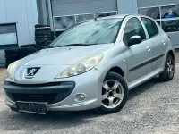Gebraucht Peugeot 206+ Basis 68 PS (50 kW) 2011 Grau Kleinwagen