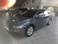 Gebraucht VW Golf VIII Life 131 PS (96 kW) 2023 Grau Kleinwagen