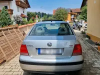 Gebraucht VW Bora 105 PS (77 kW) 2001 Grau Limousine