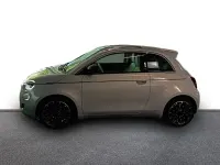 Neu Fiat 500 La Prima 65 PS (47 kW) 2026 Hellblau Limousine
