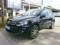 Gebraucht VW Tiguan Trendline 140 PS (102 kW) 2015 Schwarz SUV