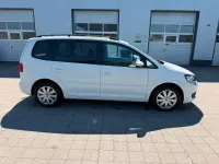 Gebraucht VW Touran Comfortline 105 PS (77 kW) 2015 Weiß Van / Kleinbus