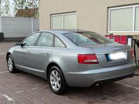 Usado Audi A6 180 HP (132 kW) 2007 Cinzento Sedan