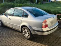 Gebraucht VW Passat Family 116 PS (85 kW) 2002 Silber Limousine