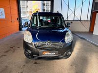 Second-hand Opel Combo 90 CP (66 kW) 2015 Albastru Monovolum