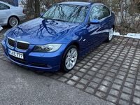 Gebraucht BMW 325 Sport Line 218 PS (160 kW) 2007 Blau Limousine