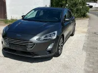 Gebraucht Ford Focus Cool & Connect 125 PS (91 kW) 2019 Grau Limousine