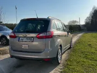 Używany Ford Grand C-Max Titanium 140 KM (102 kW) 2011 Srebrny Minivan