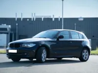 Gebraucht BMW 116 122 PS (89 kW) 2011 Schwarz Kleinwagen