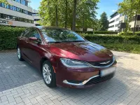 Gebraucht Chrysler 200 2026 Rot Kleinwagen
