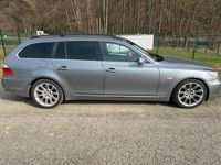 Gebraucht BMW 525 197 PS (144 kW) 2007 Silber Kombi