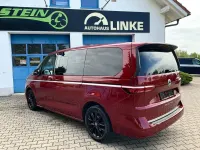 Gebraucht VW Multivan Style 150 PS (110 kW) 2024 Fortana red Van / Kleinbus