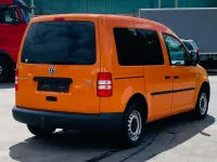 Gebraucht VW Caddy 102 PS (75 kW) 2011 Leuchtorange Van / Kleinbus