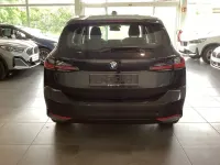 Gebraucht BMW 220 Active Tourer 170 PS (125 kW) 2025 Schwarz Van / Kleinbus