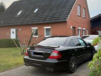 Gebraucht Mercedes E320 Avantgarde 224 PS (164 kW) 2008 Schwarz Limousine