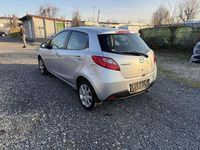 Gebraucht Mazda 2 Independence 75 PS (55 kW) 2009 Grau Kleinwagen