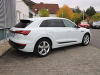 Gebraucht Audi Q8 e-tron Advanced 250 kW (340 PS) 2023 Gletscherweiß metallic SUV