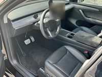 Second-hand Tesla Model Y Performance 317 kW (431 CP) 2023 Negru SUV