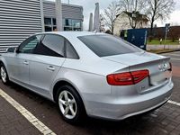 Gebraucht Audi A4 Ambition 170 PS (125 kW) 2012 Silber Limousine