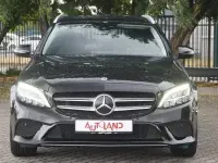 Gebraucht Mercedes C180 Avantgarde 156 PS (114 kW) 2020 Schwarz Kombi