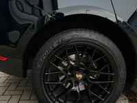 Gebraucht Porsche Macan 252 PS (185 kW) 2018 Schwarz SUV