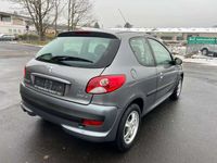 gebraucht Peugeot 206 +Basis 1,4 / Klima