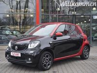 Gebraucht Smart ForFour Passion 71 PS (52 kW) 2018 Schwarz / rot uni Kleinwagen