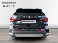 Gebraucht BMW iX1 Performance 225 kW (306 PS) 2023 Saphirschwarz SUV