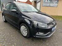 Gebraucht VW Polo Trendline 60 PS (44 kW) 2015 Deep black perleffekt Kleinwagen