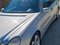Gebraucht Mercedes E320 204 PS (150 kW) 2004 Silber Kombi